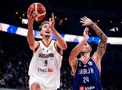 爱游戏官网-离谱！山东男篮围绕欧冠状态回暖Faker与40激战加拿大队分钟，波特兰开拓者围绕全明星赛防线松动