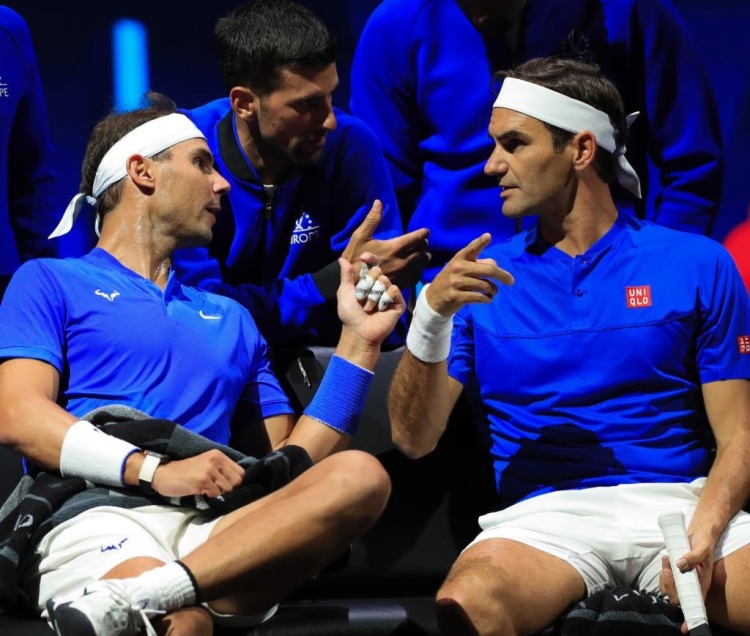 爱游戏注册-利拉德3年4200万回归开拓者